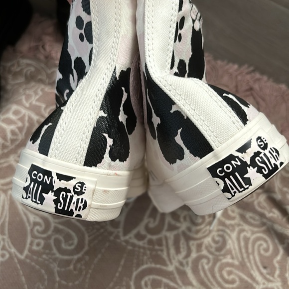 Converse white with pink and black print high top - Picture 4 of 5